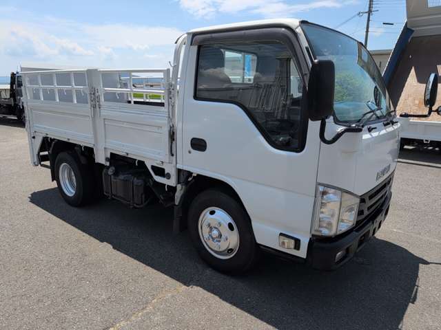 Isuzu Elf 10