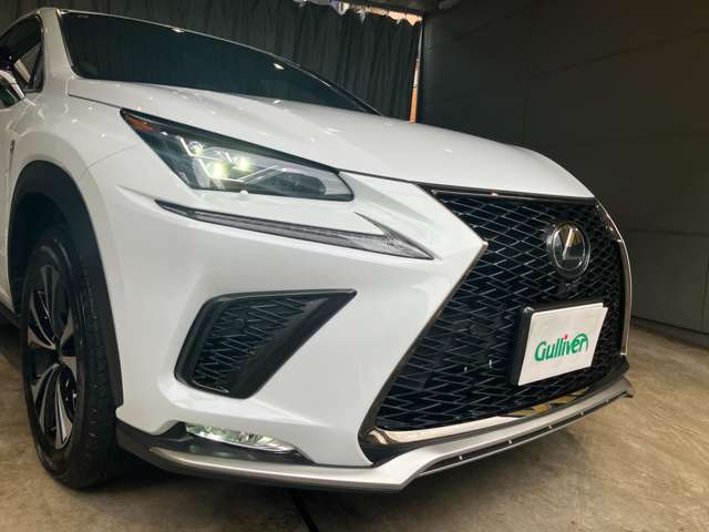 Lexus NX 8