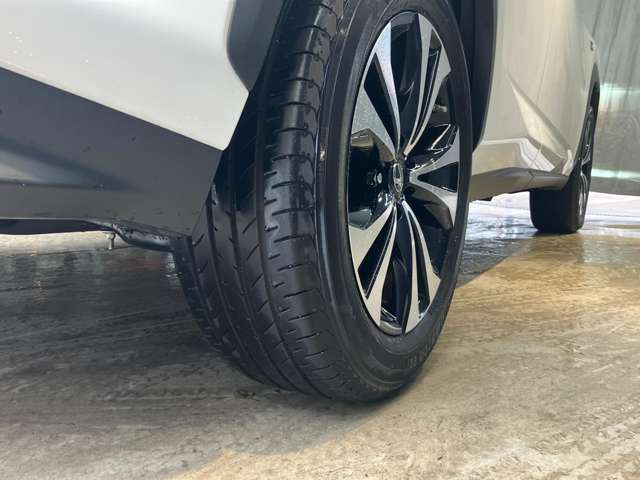 Lexus NX 9