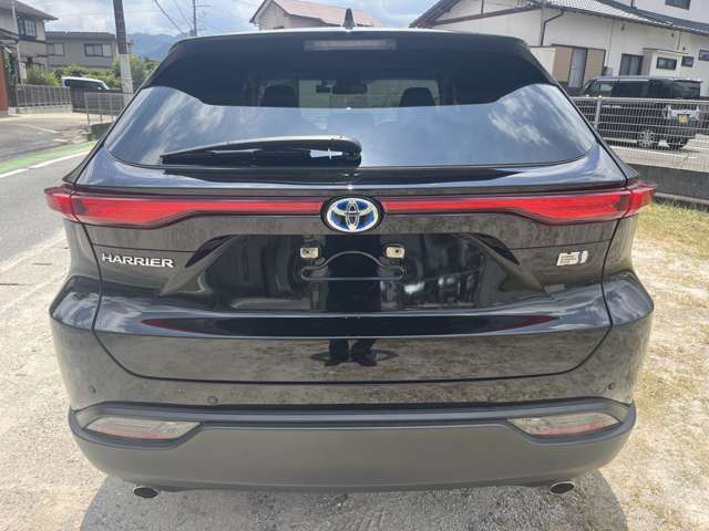 Toyota Harrier 4