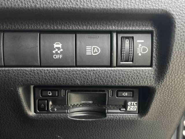 Toyota Harrier 9