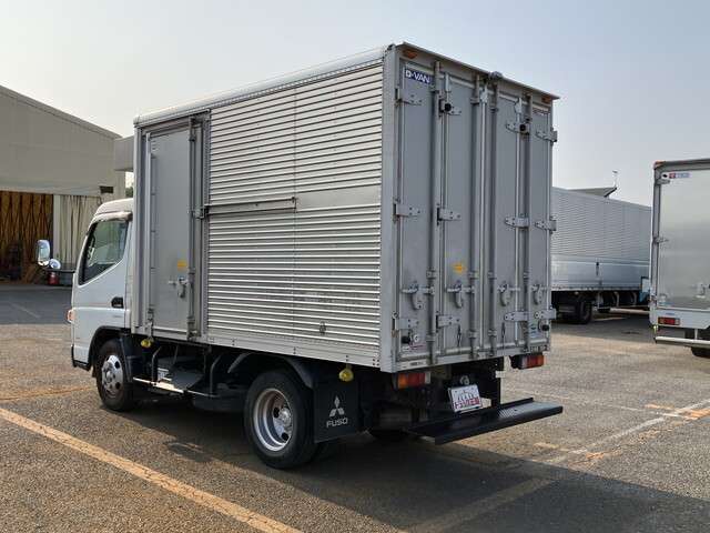 Mitsubishi Fuso Canter 2