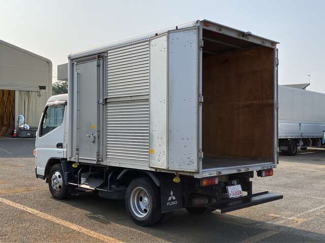 Mitsubishi Fuso Canter 6