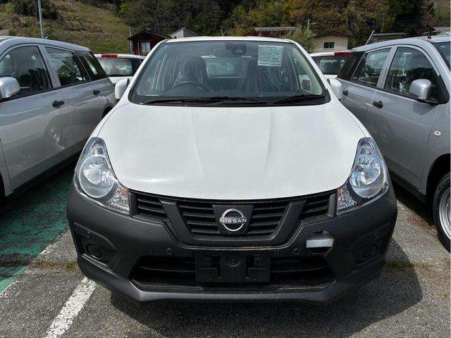Nissan AD 2