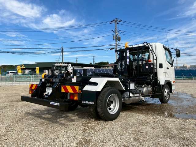 Mitsubishi Fuso Fighter 11