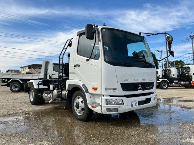 Mitsubishi Fuso Fighter 9
