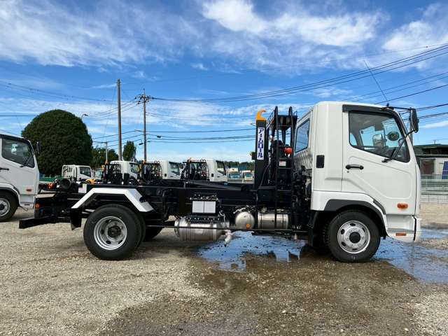 Mitsubishi Fuso Fighter 10