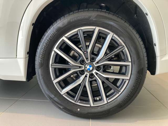 BMW X1 11