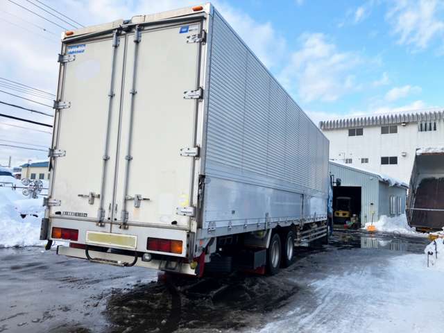 Hino Profia 4