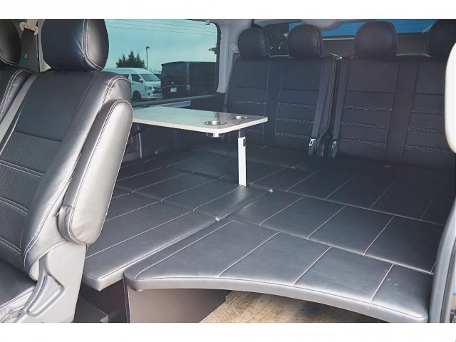 Toyota Hiace 3