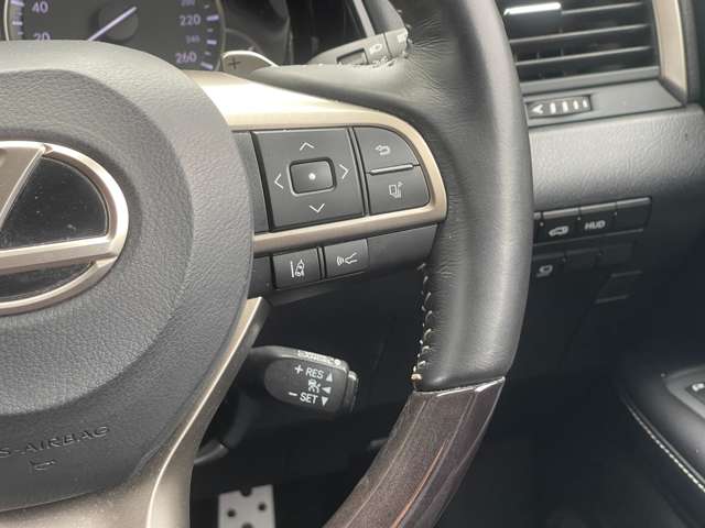 Lexus RX 8