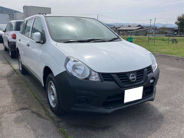 Nissan AD 3