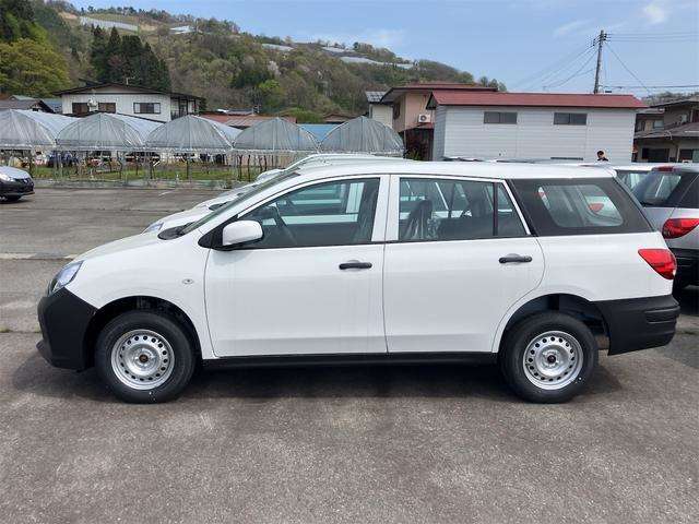 Nissan AD 6