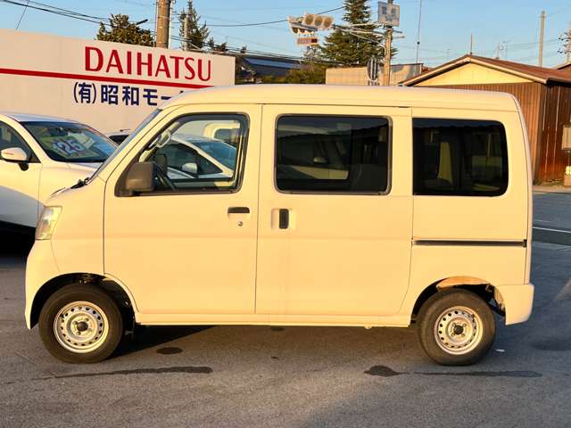 Daihatsu Hijet Cargo 7