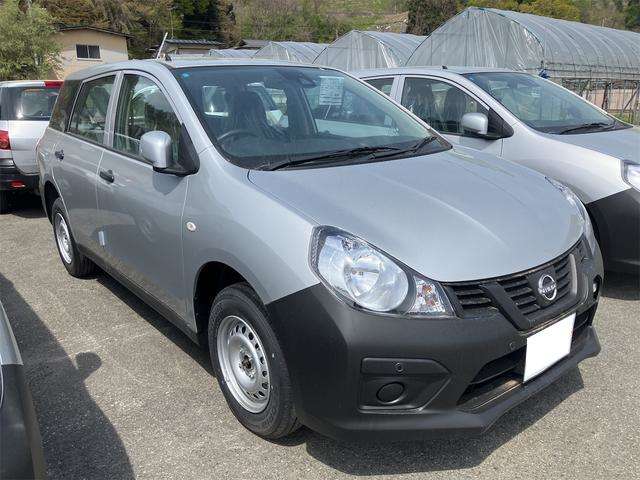 Nissan AD 3