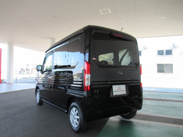 Honda N-VAN 12