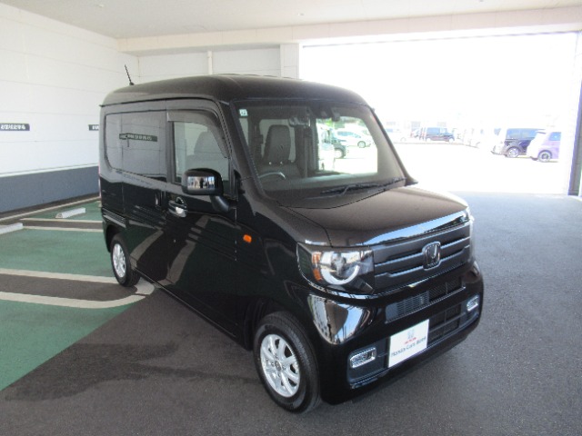 Honda N-VAN 8