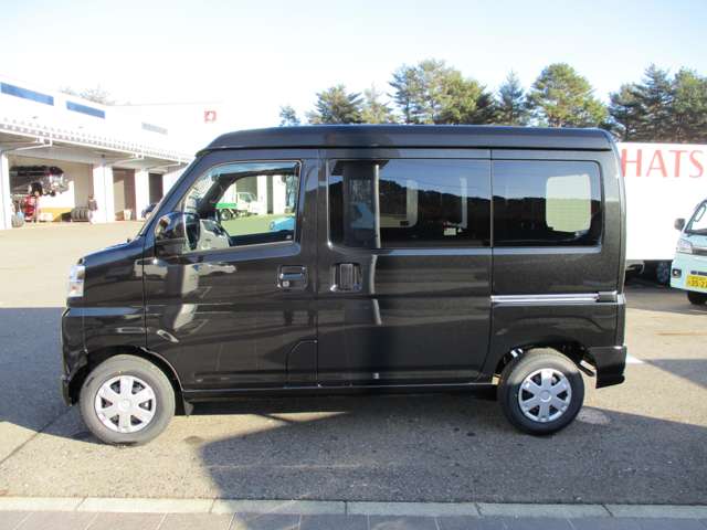 Daihatsu Hijet Cargo 8