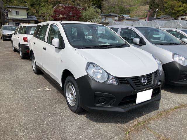 Nissan AD 3