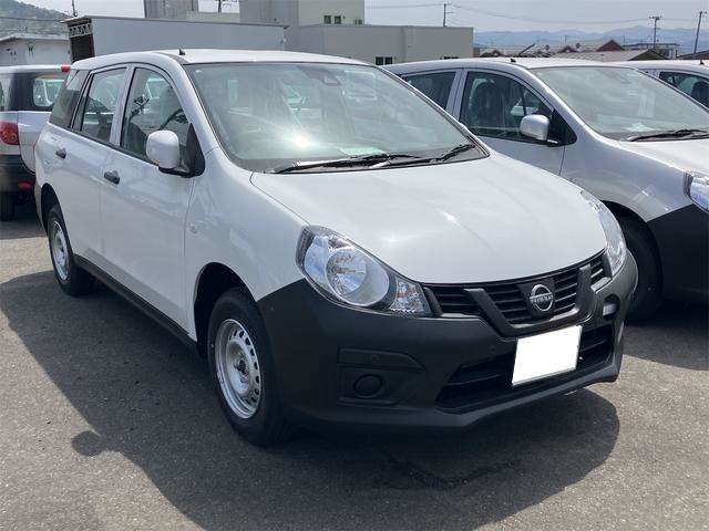 Nissan AD 3