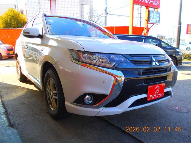 Mitsubishi Outlander PHEV 3