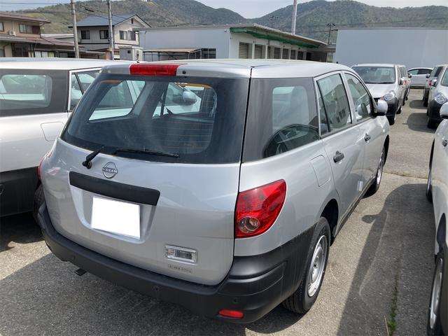 Nissan AD 4