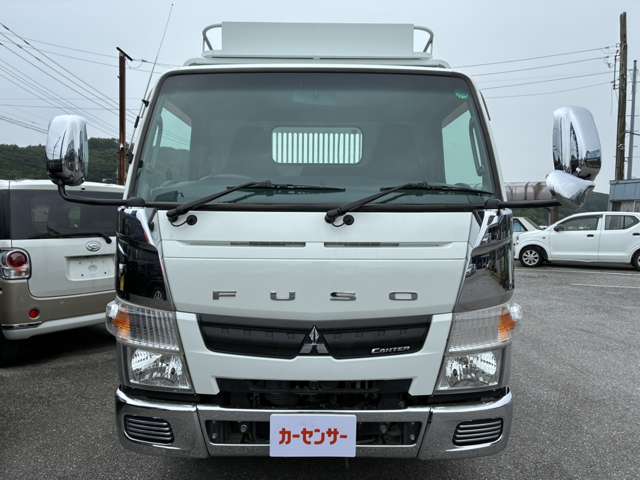 Mitsubishi Fuso Canter 4