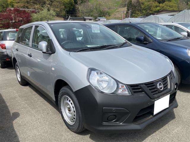 Nissan AD 3