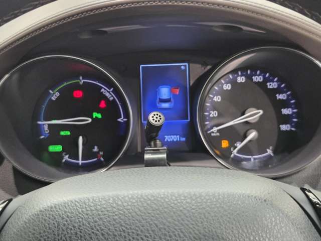 Toyota C-HR 11