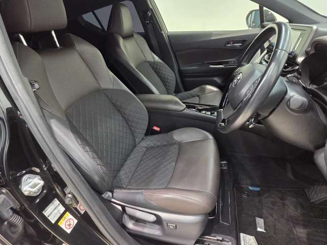 Toyota C-HR 10
