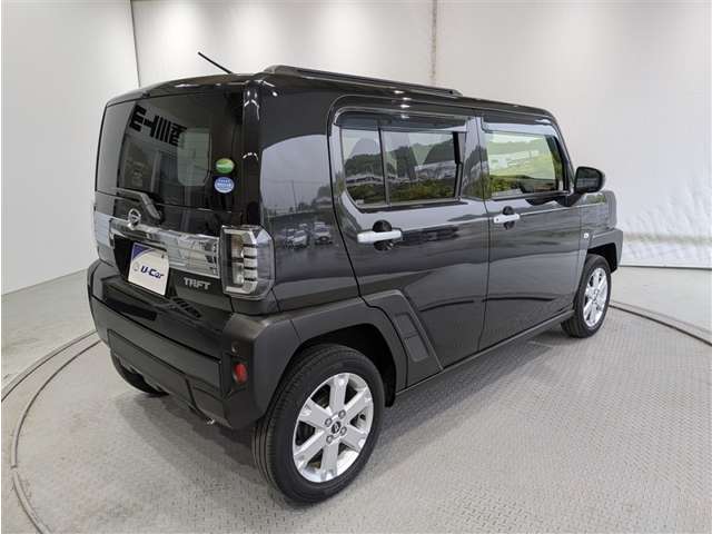 Daihatsu Taft 2