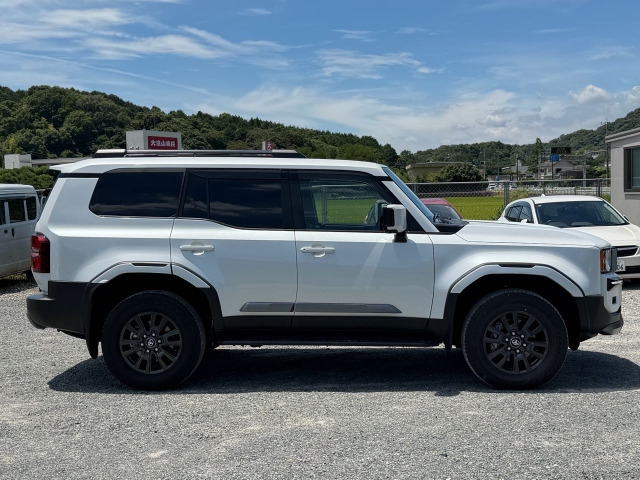 Toyota Land Cruiser 250 7