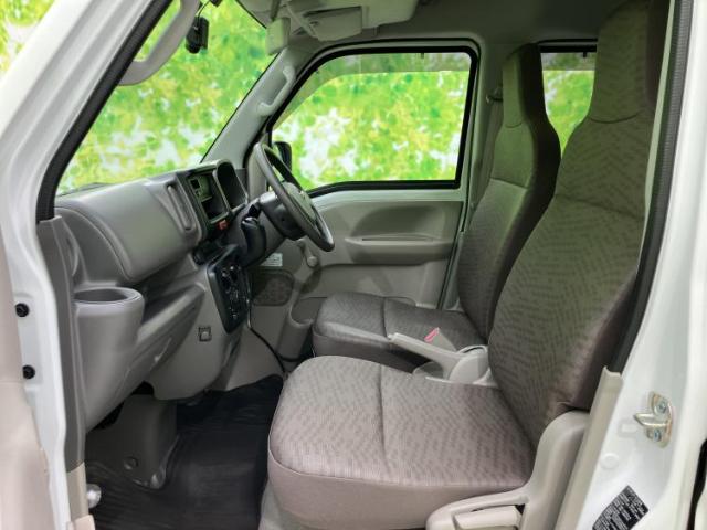 Nissan NV100 Clipper 8