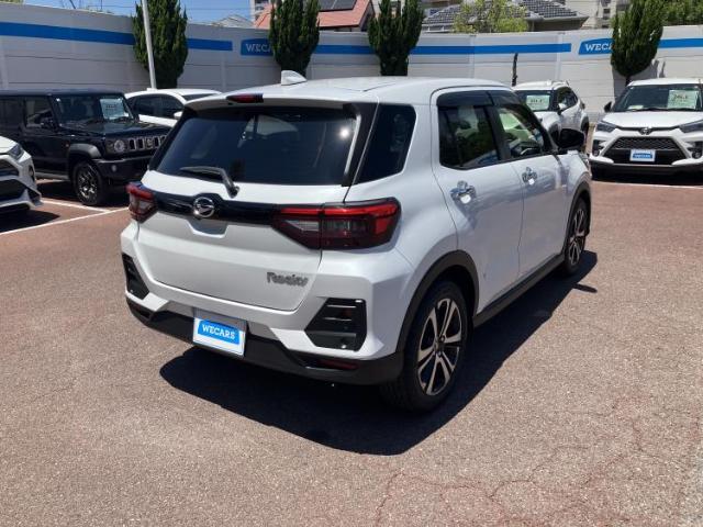Daihatsu Rocky 6
