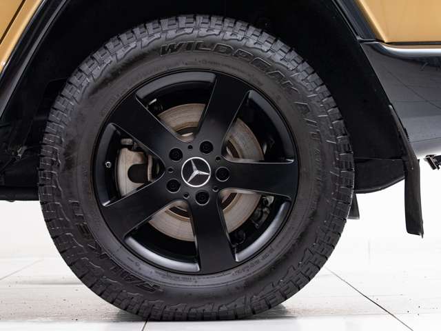 Mercedes-Benz G-Class 10