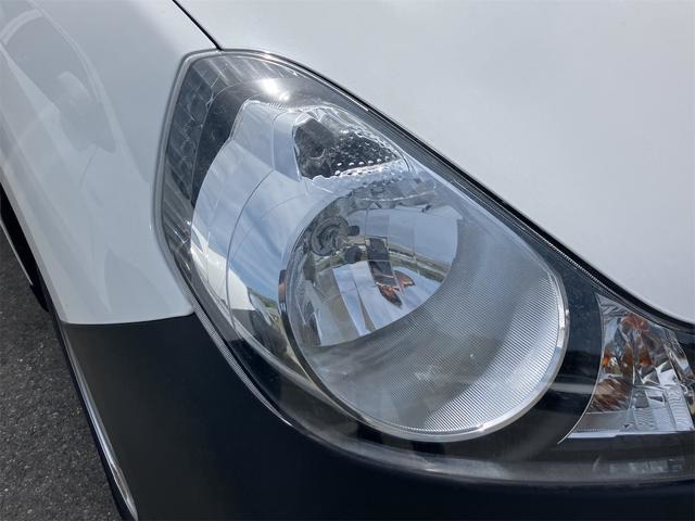 Nissan AD 4