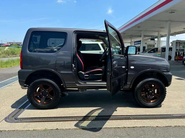 Suzuki Jimny 12