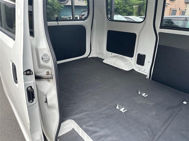 Toyota Town Ace Van 12
