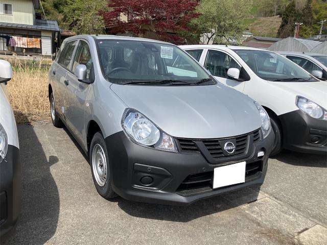 Nissan AD 3