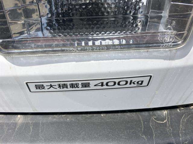 Nissan AD 9