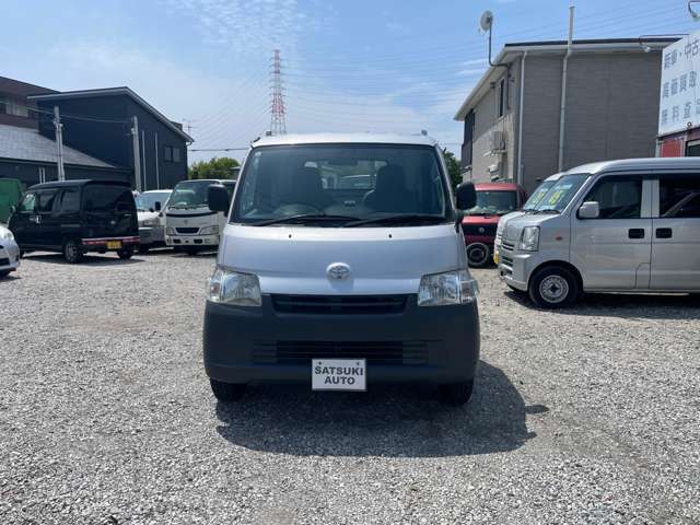 Toyota Light Ace Truck 2