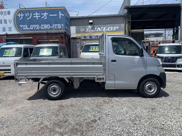 Toyota Light Ace Truck 5