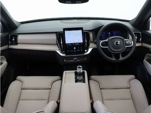 Volvo XC90 4