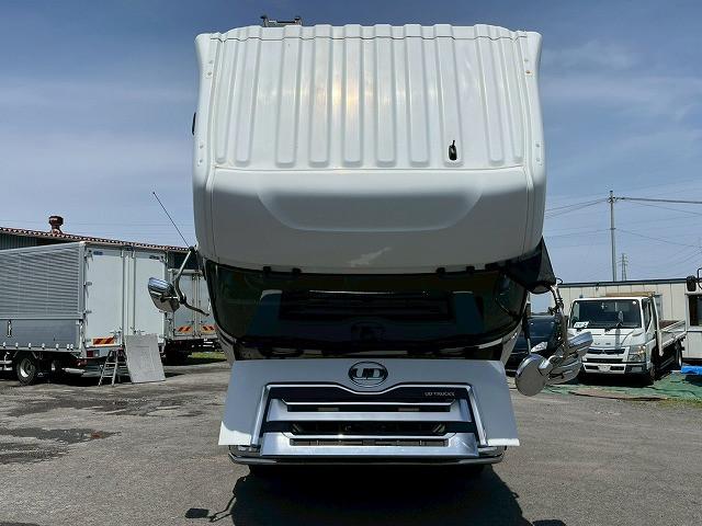 UD Trucks Quon 3