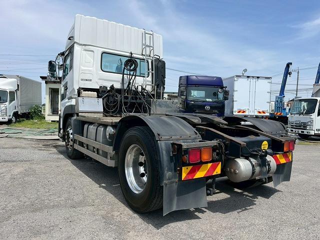 UD Trucks Quon 7