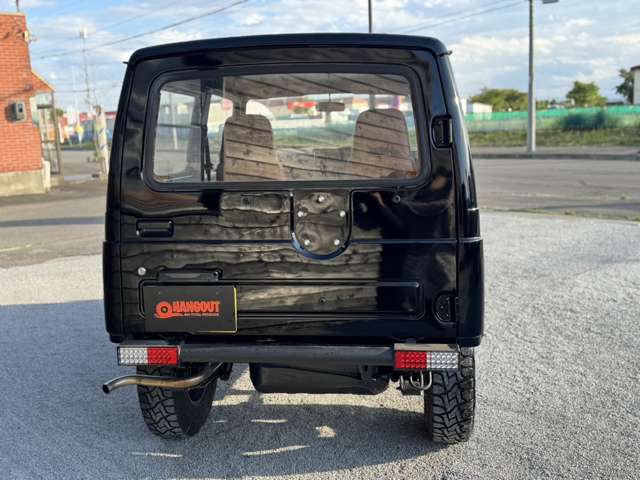 Suzuki Jimny 9
