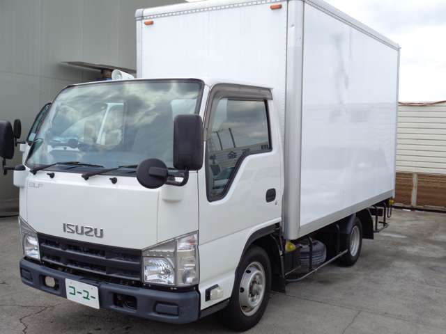 Isuzu Elf 2