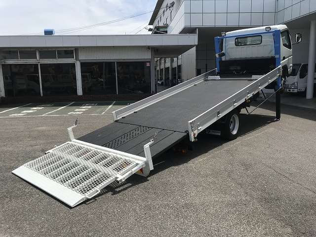 Mitsubishi Fuso Canter 6
