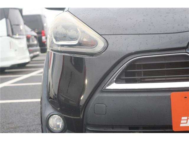 Toyota Sienta 11