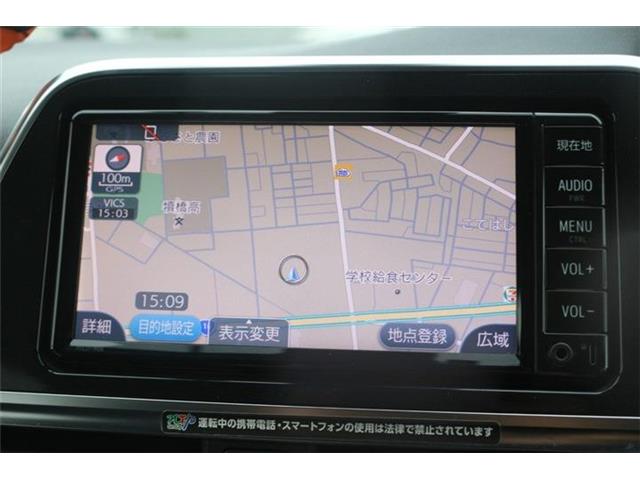 Toyota Sienta 3